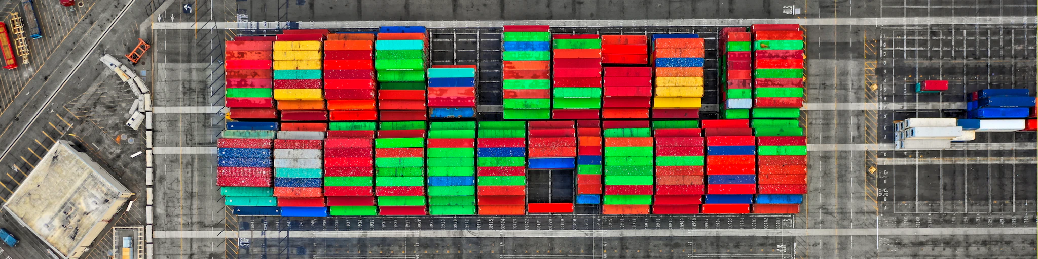 aerial photography of shipping containers